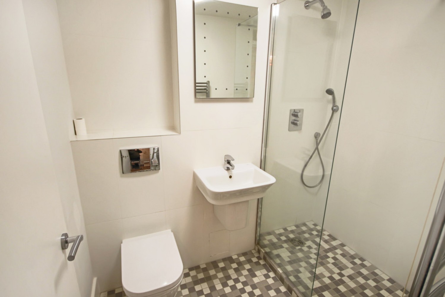 2 bedroom Flat for Letting Bailey Mews, Auckland Road
