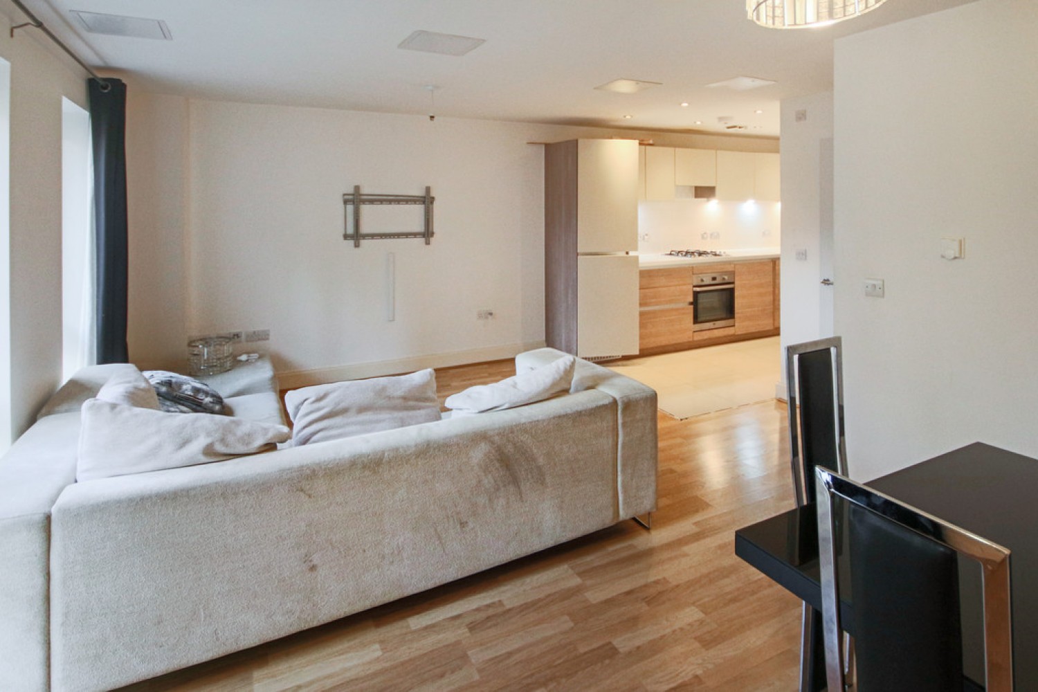 2 bedroom Flat for Letting Fitzgerald Place