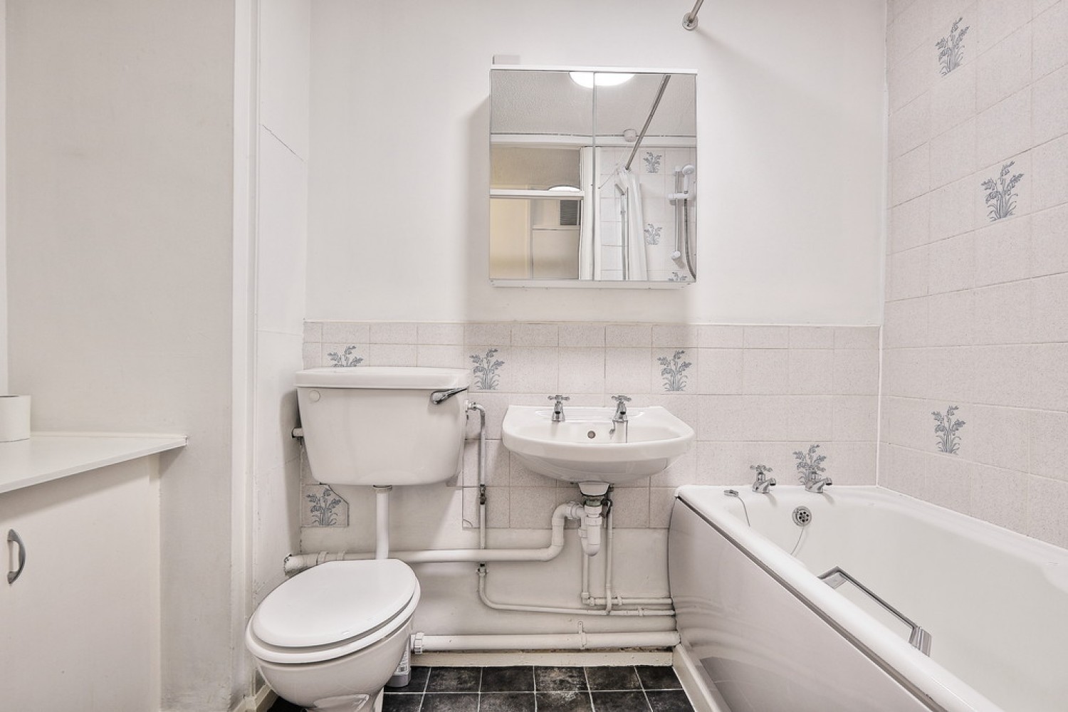 3 bedroom Flat for Letting Pentlands Court