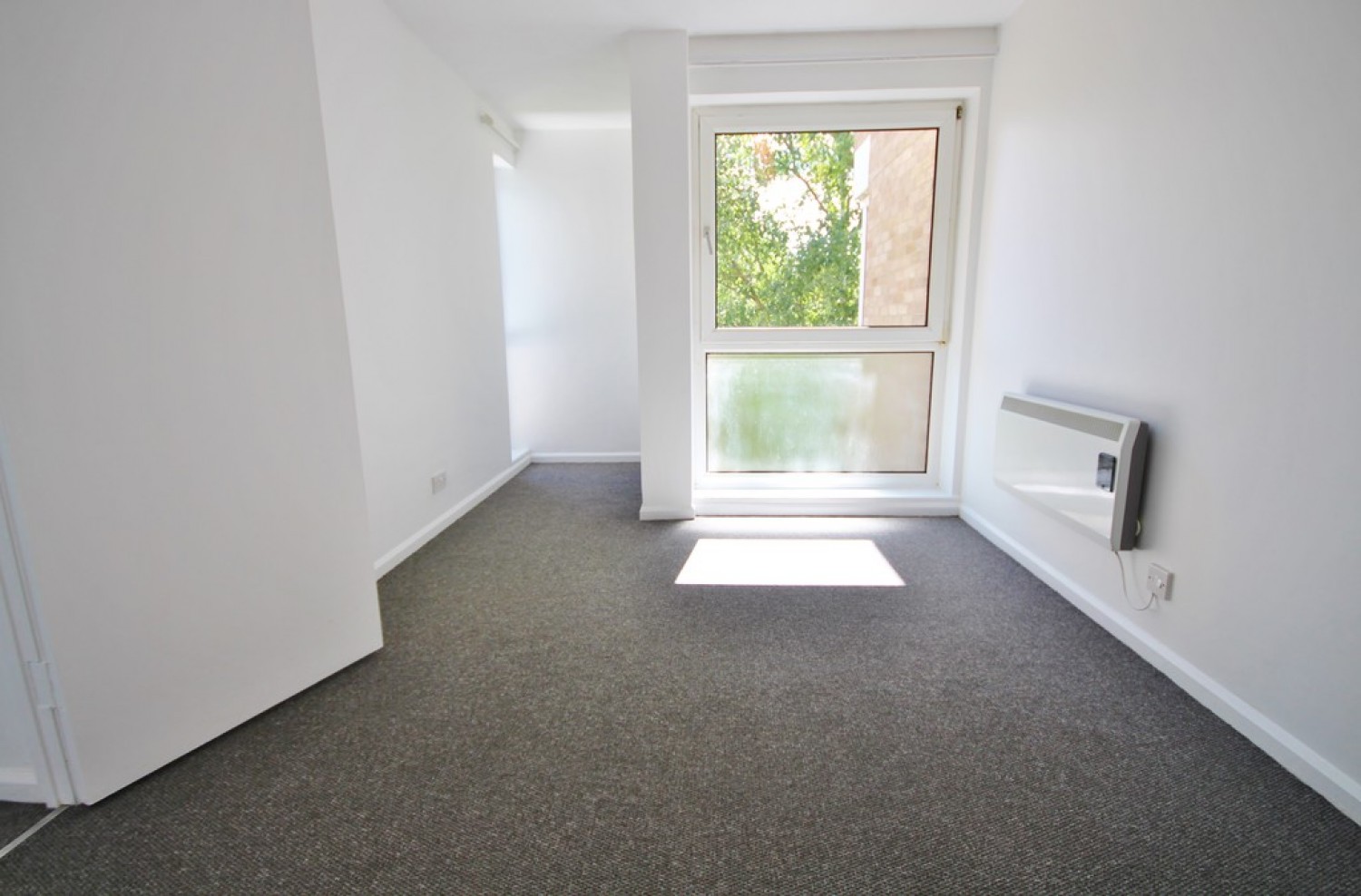 3 bedroom Flat for Letting Pentlands Court