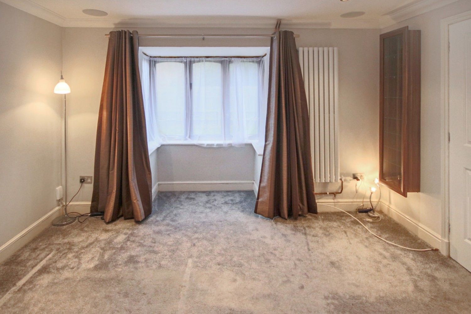 2 bedroom Property in James Carlton Close