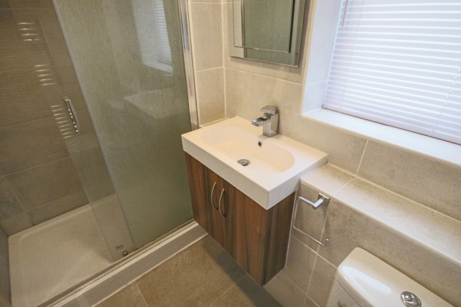 2 bedroom Property in James Carlton Close