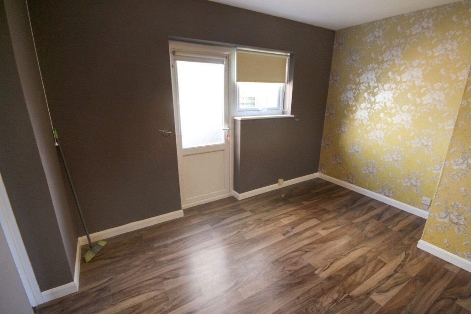 1 bedroom Flat in Home Close