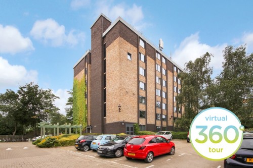 Mayflower House, Manhattan Drive