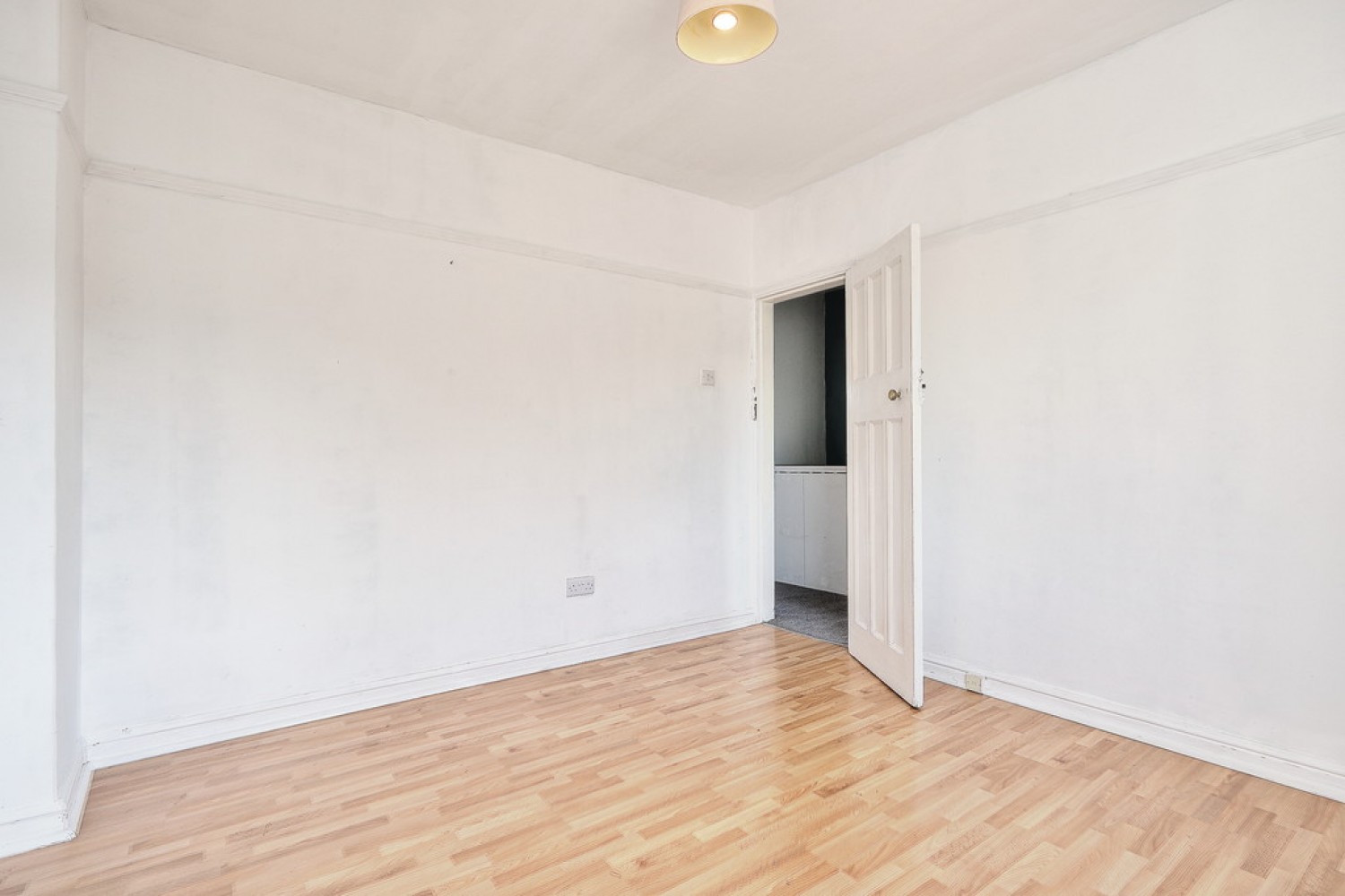 3 bedroom House for Letting Silverwood Close