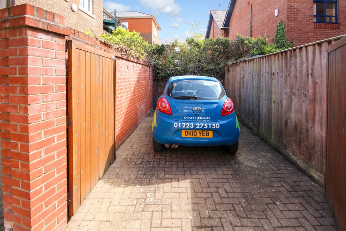 Parking Space, Wellington Court