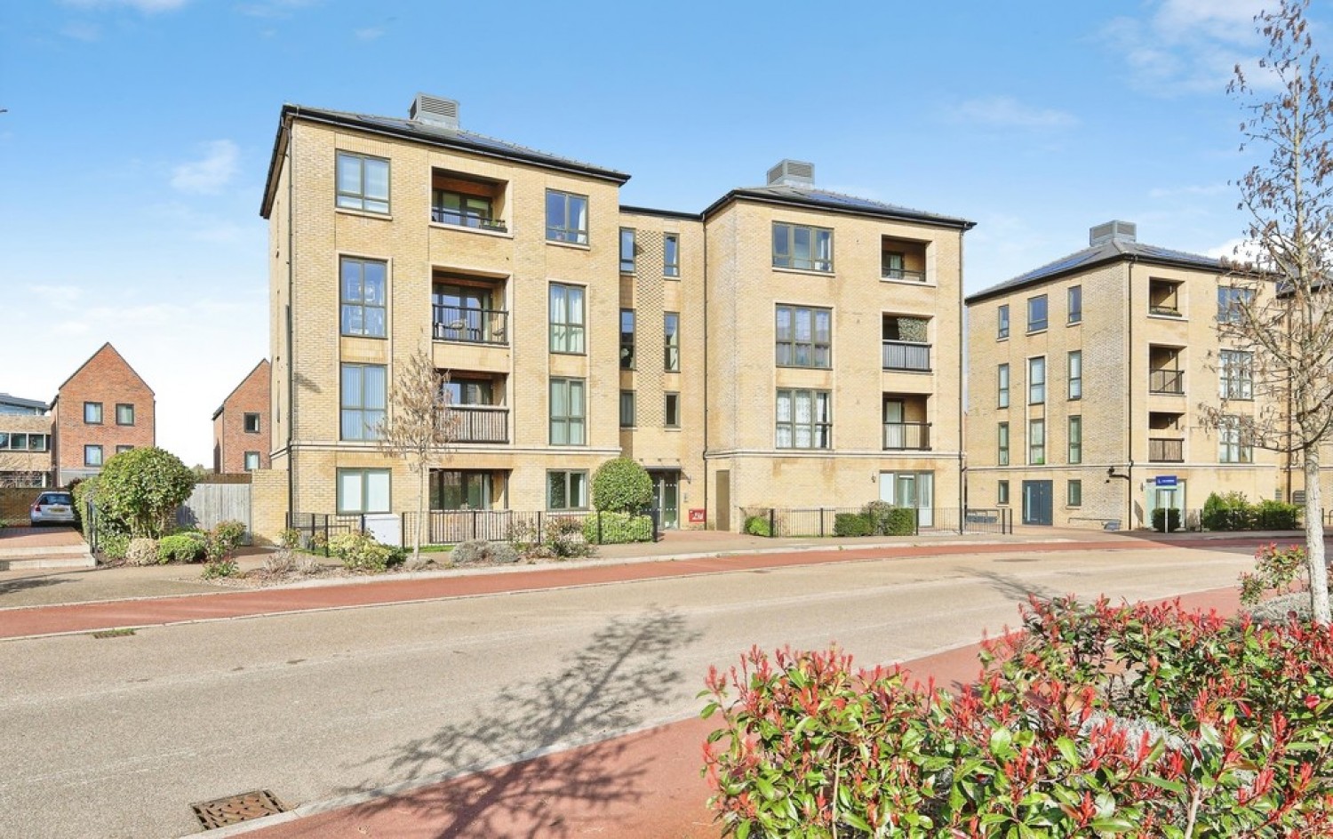 2 bedroom Flat for Letting Lawrence Weaver Road, Cambridge