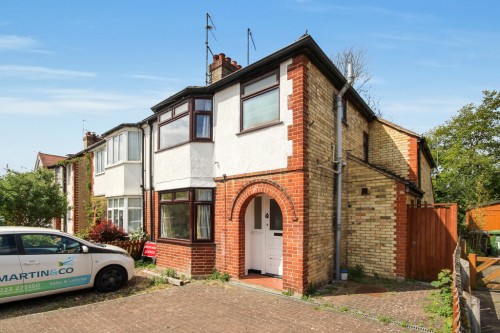 Kelvin Close