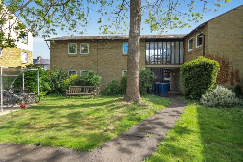 Brandon Court, Cambridge