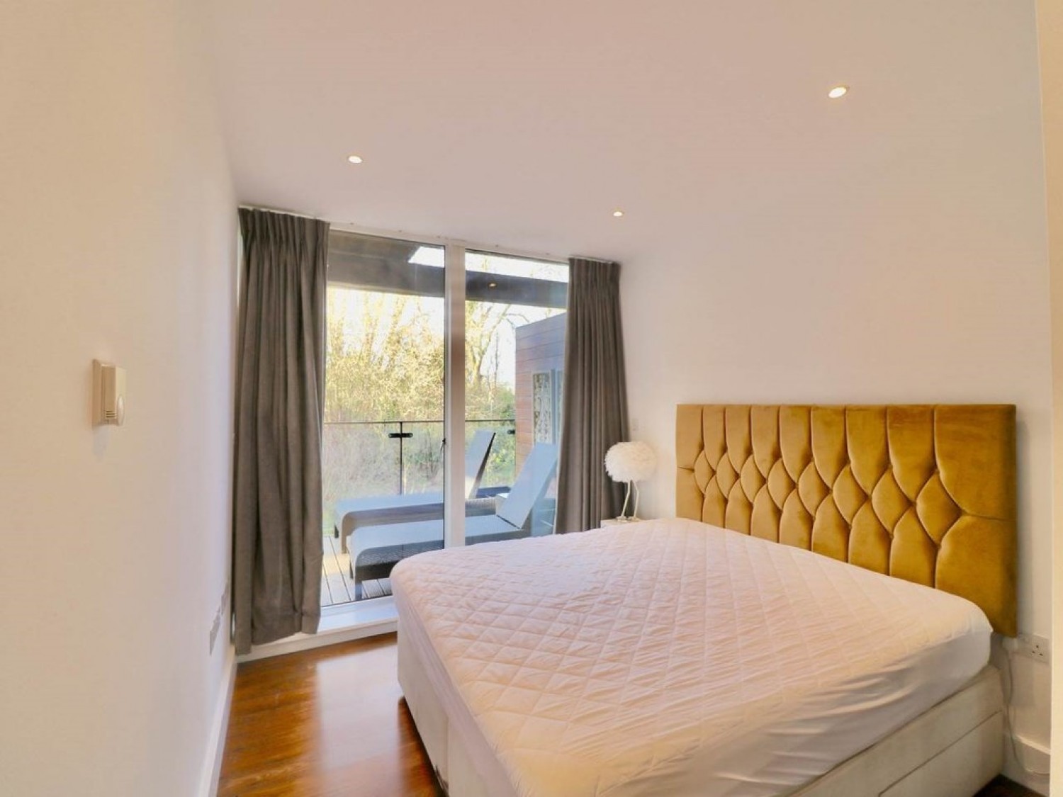 The Oak Building, Kingfisher Way