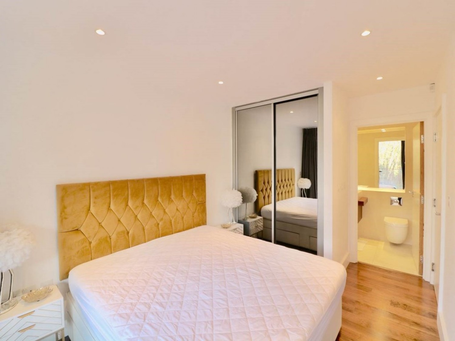 The Oak Building, Kingfisher Way