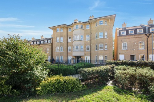 St Matthews Garden, Cambridge