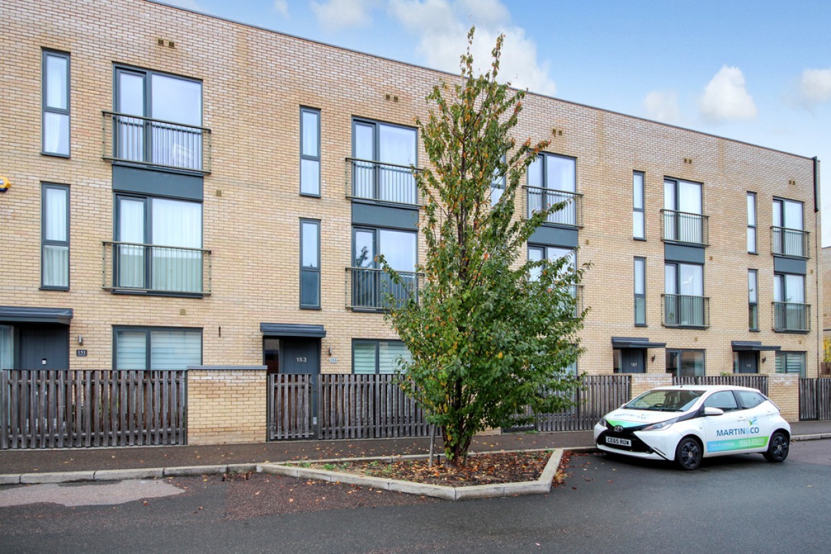 Clay Farm Drive, Trumpington