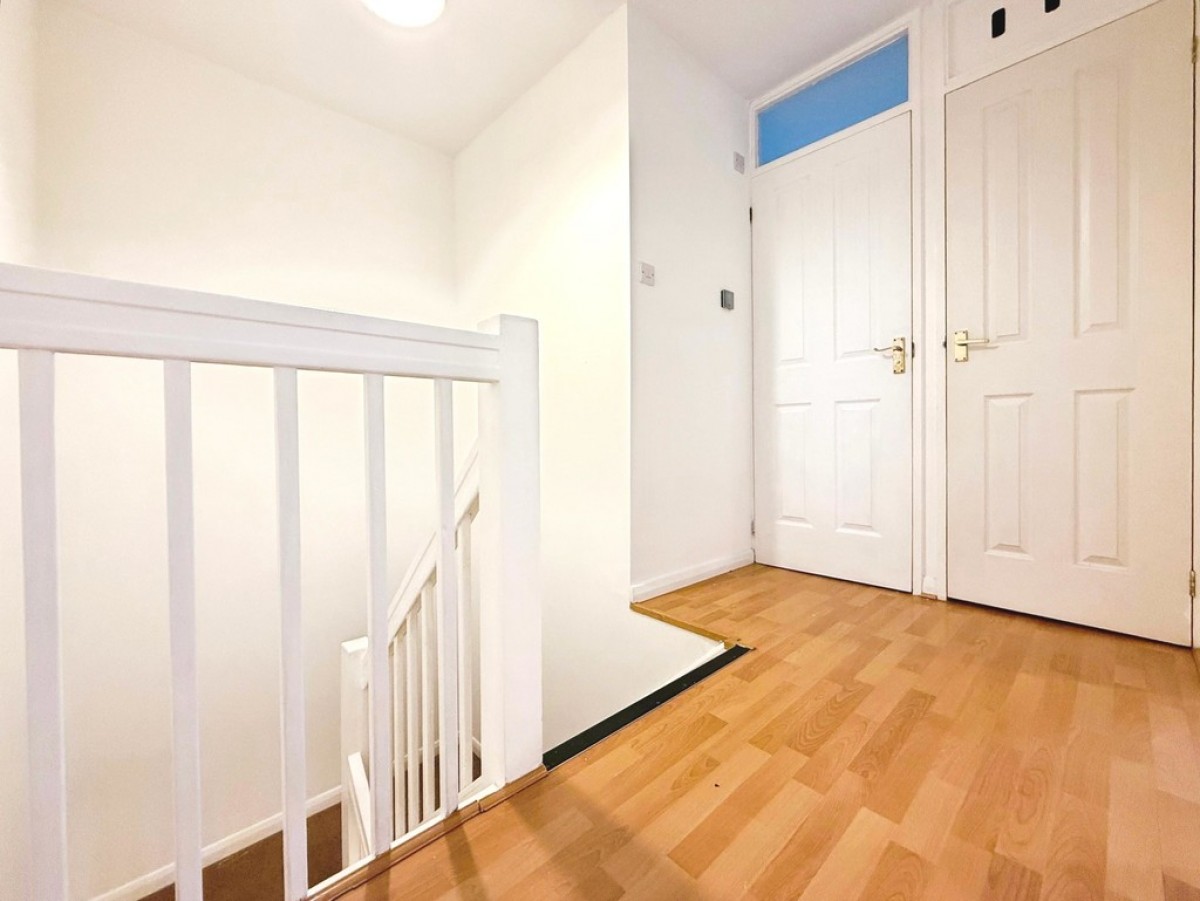 Augustus Close, Cambridge