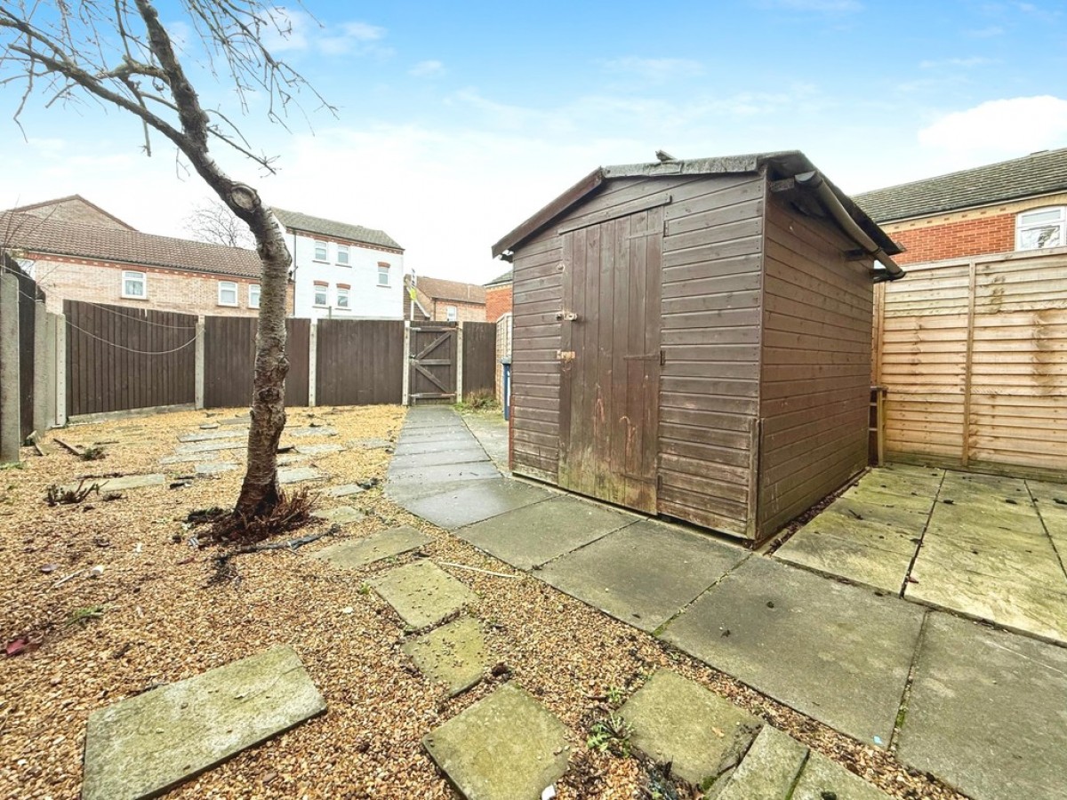 Augustus Close, Cambridge