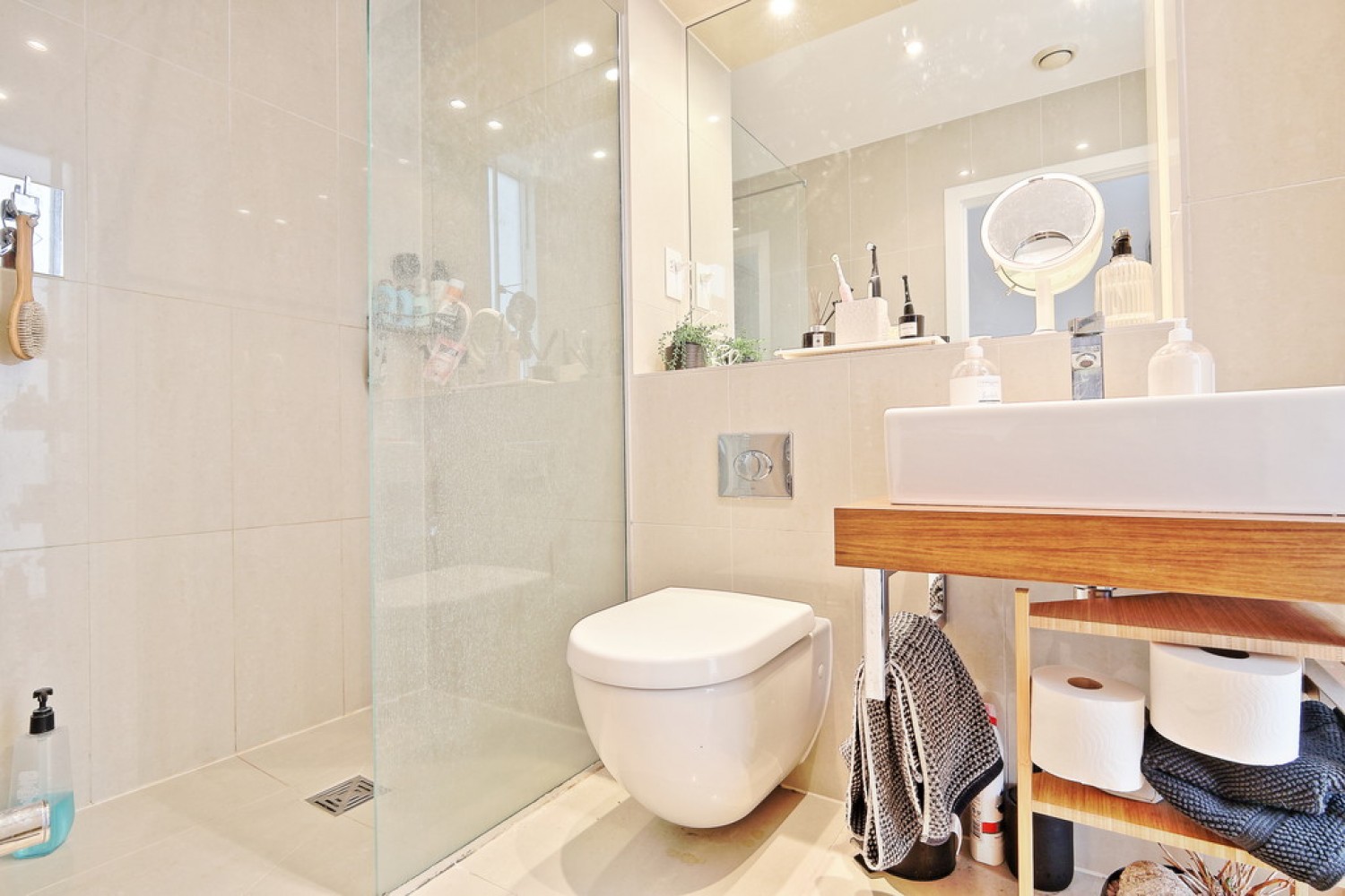 2 bedroom Flat in Copper Building, Kingfisher Way