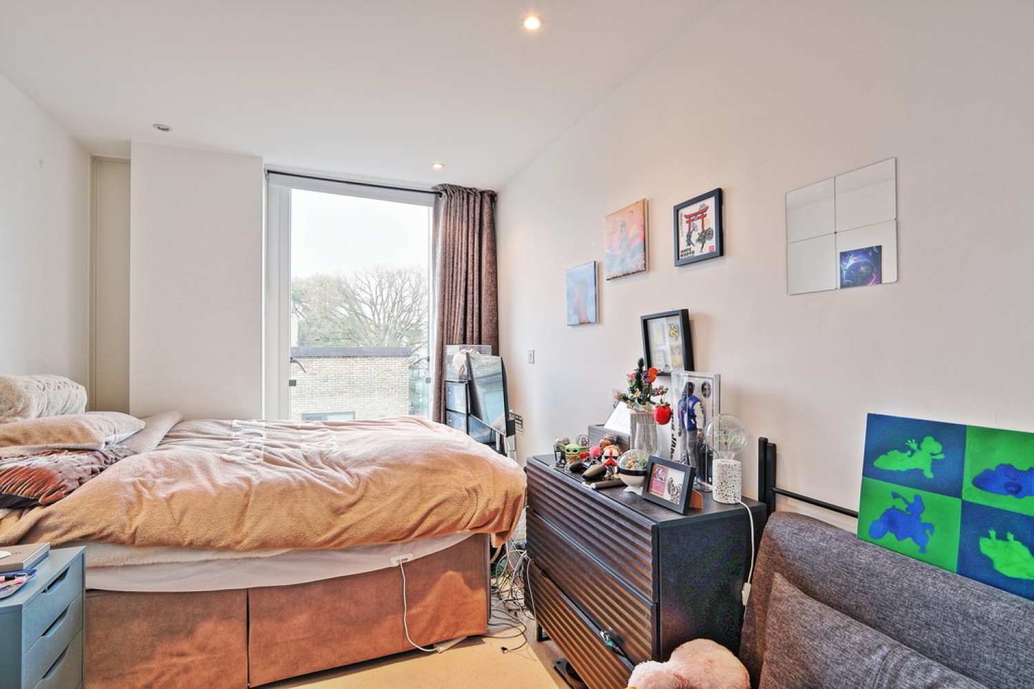 2 bedroom Flat in Copper Building, Kingfisher Way