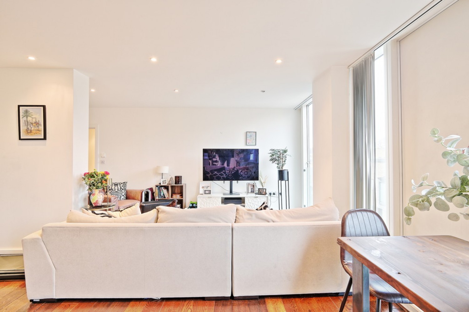 2 bedroom Flat in Copper Building, Kingfisher Way