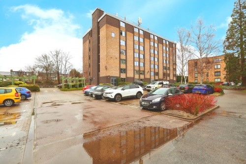 Manhattan Drive, Cambridge