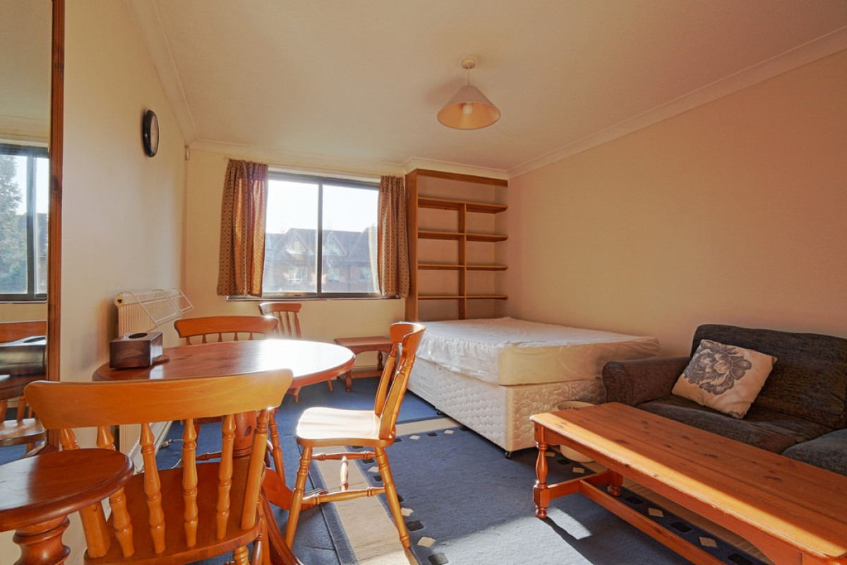 Manhattan Drive, Cambridge