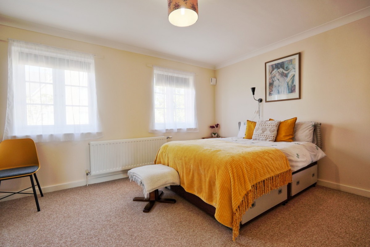 Hogsden Leys, St Neots