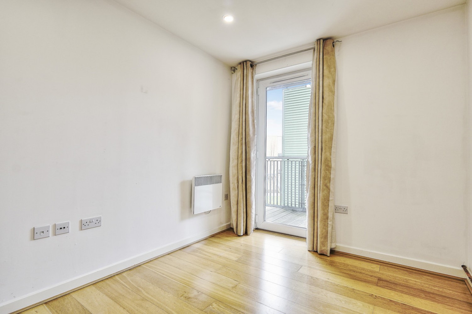 2 bedroom Flat for Sale Warren Close, Cambridge