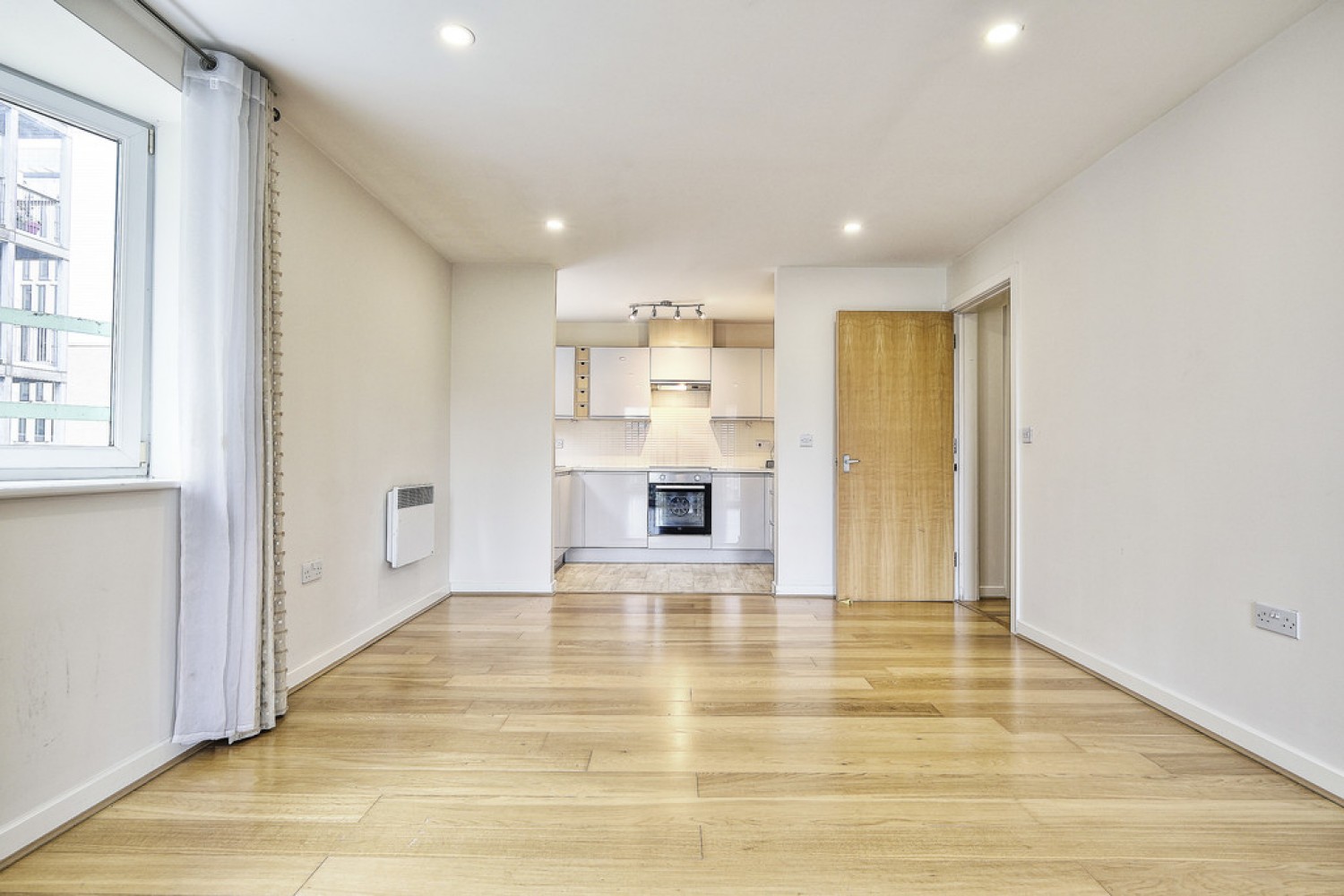 2 bedroom Flat for Sale Warren Close, Cambridge