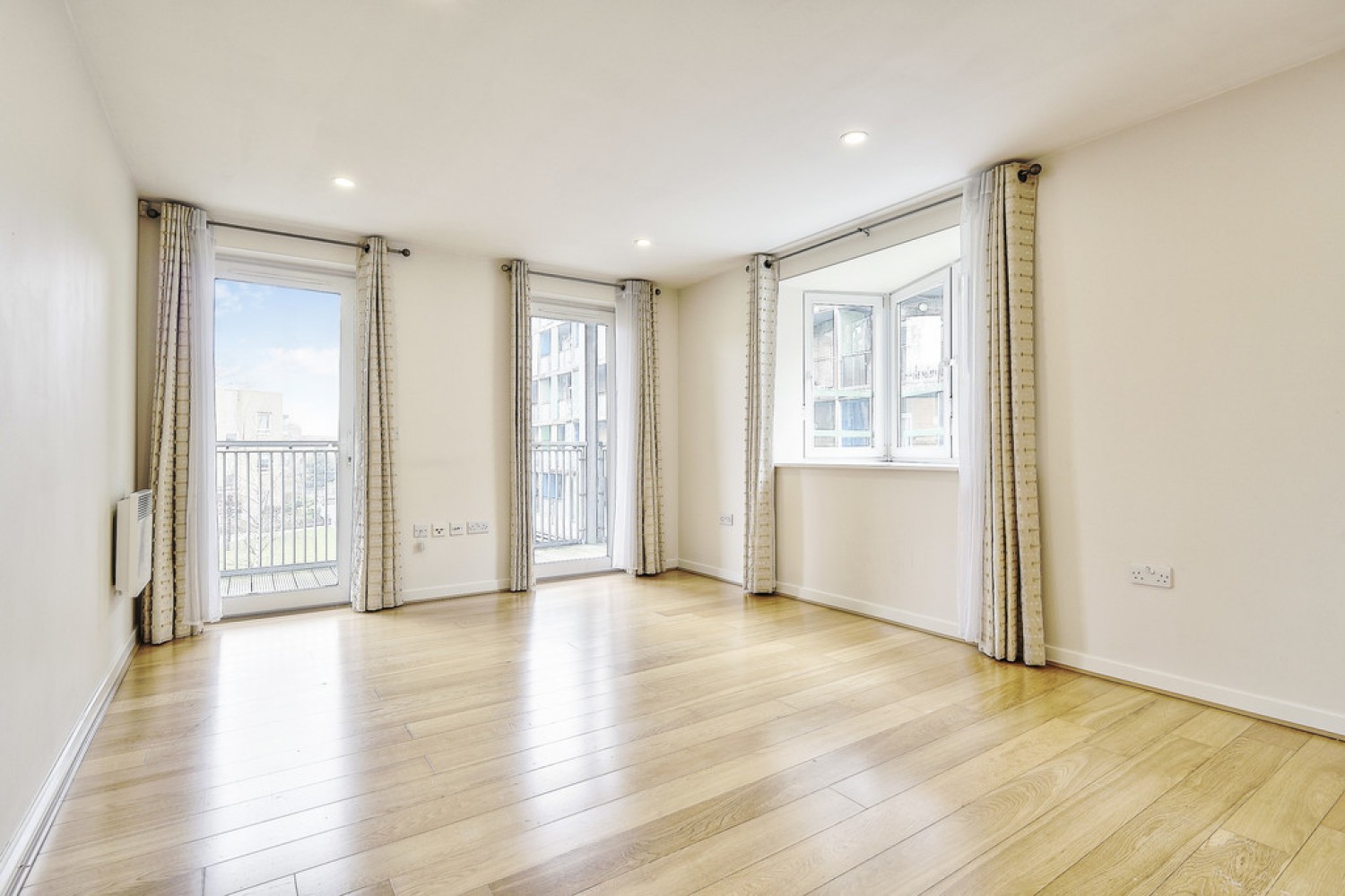 2 bedroom Flat for Letting Warren Close, Cambridge