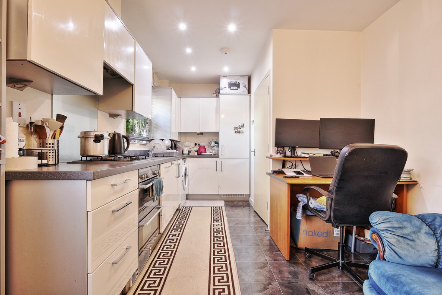 1 bedroom Flat for Sale Chieftain Way, Cambridge