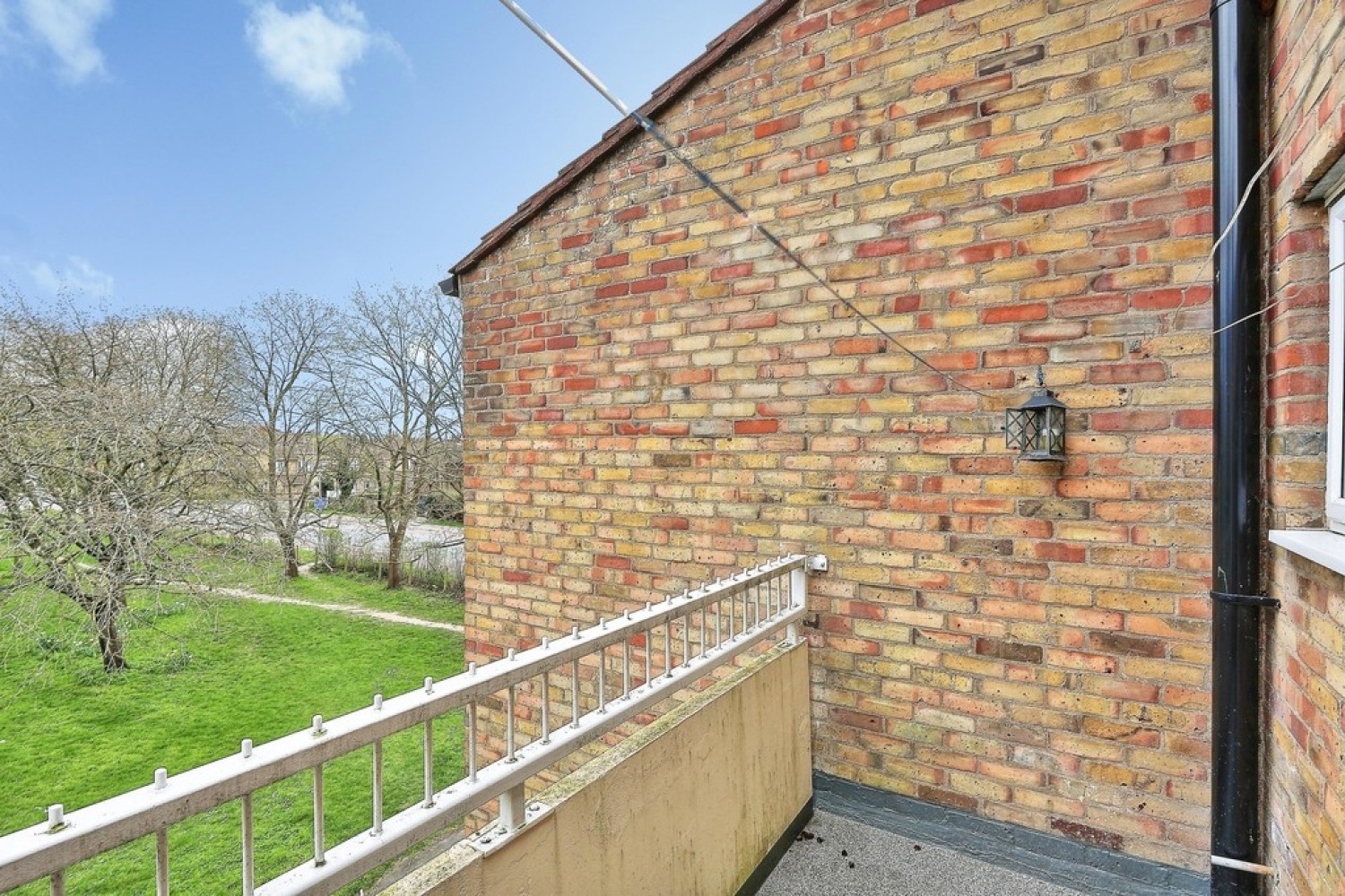 2 bedroom Flat for Sale Nicholson Way, Cambridge