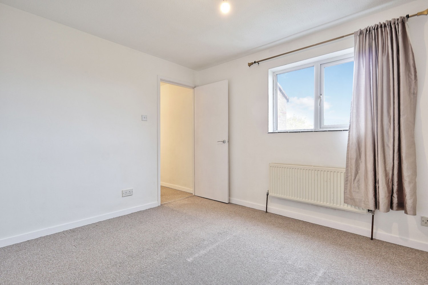 2 bedroom Flat for Sale Nicholson Way, Cambridge