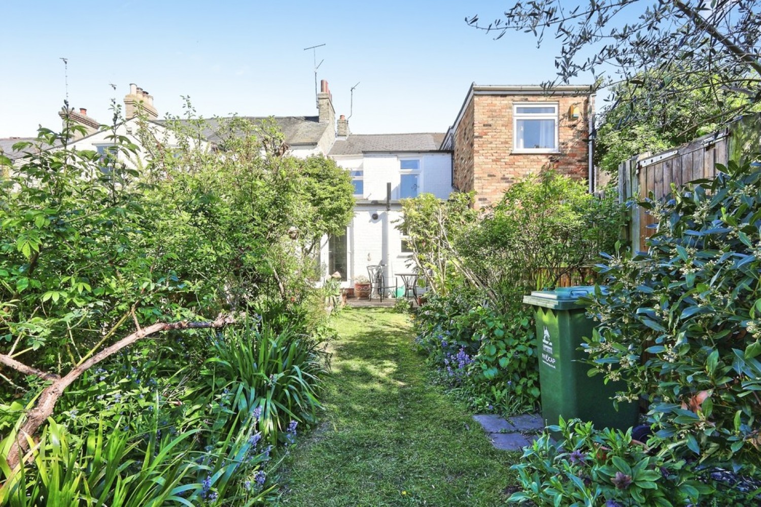 2 bedroom House for Sale Belgrave Road, Cambridge