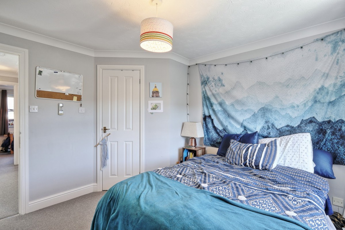 Woodhead Drive, Cambridge