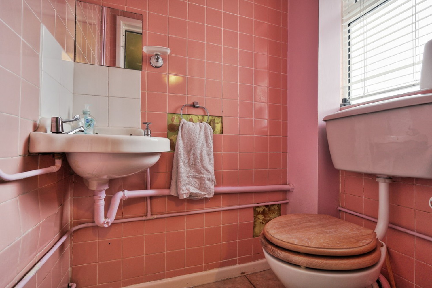 3 bedroom House for Sale Old School Lane, Milton