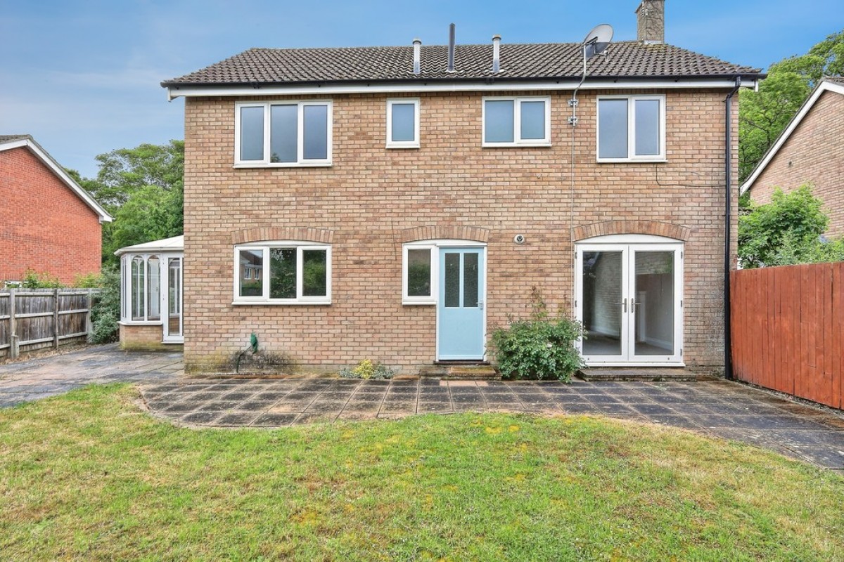 Hawthorn Avenue, Sawston