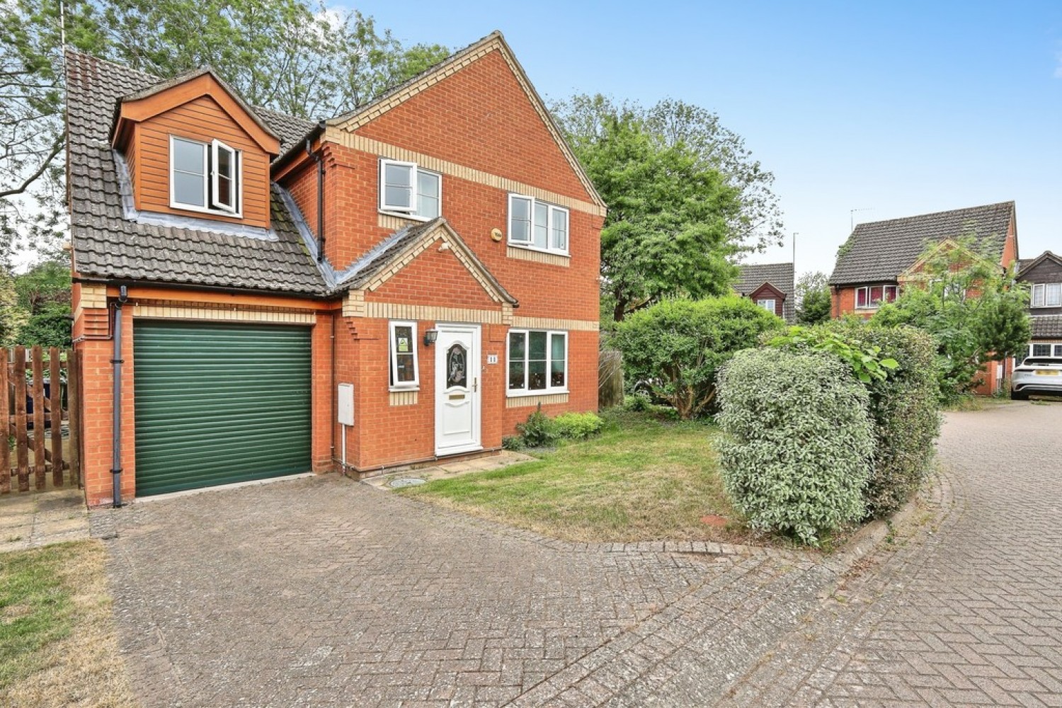 4 bedroom House for Sale Sycamore Close, Cambridge