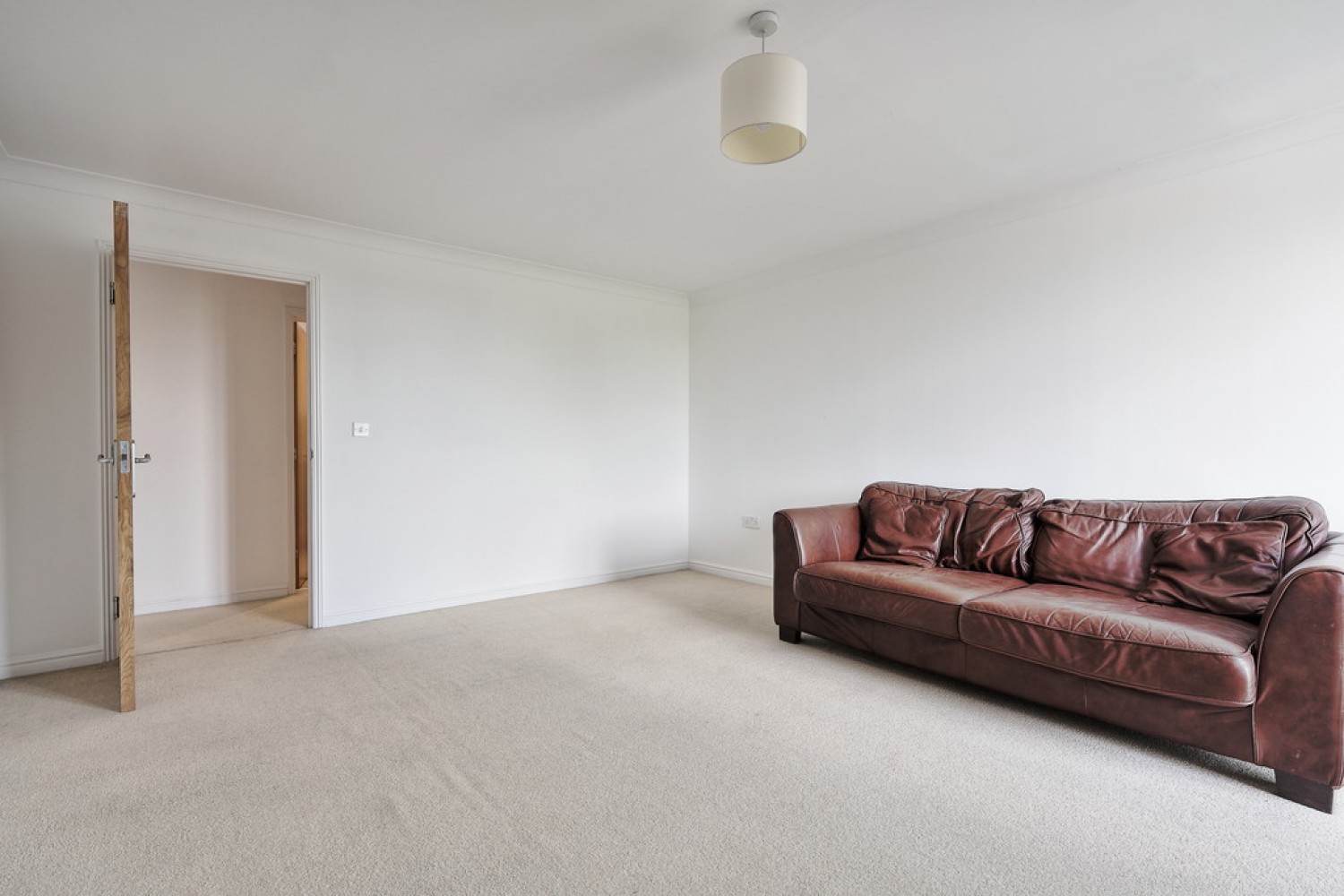 2 bedroom Flat for Letting St Bartholomews Court, Cambridge