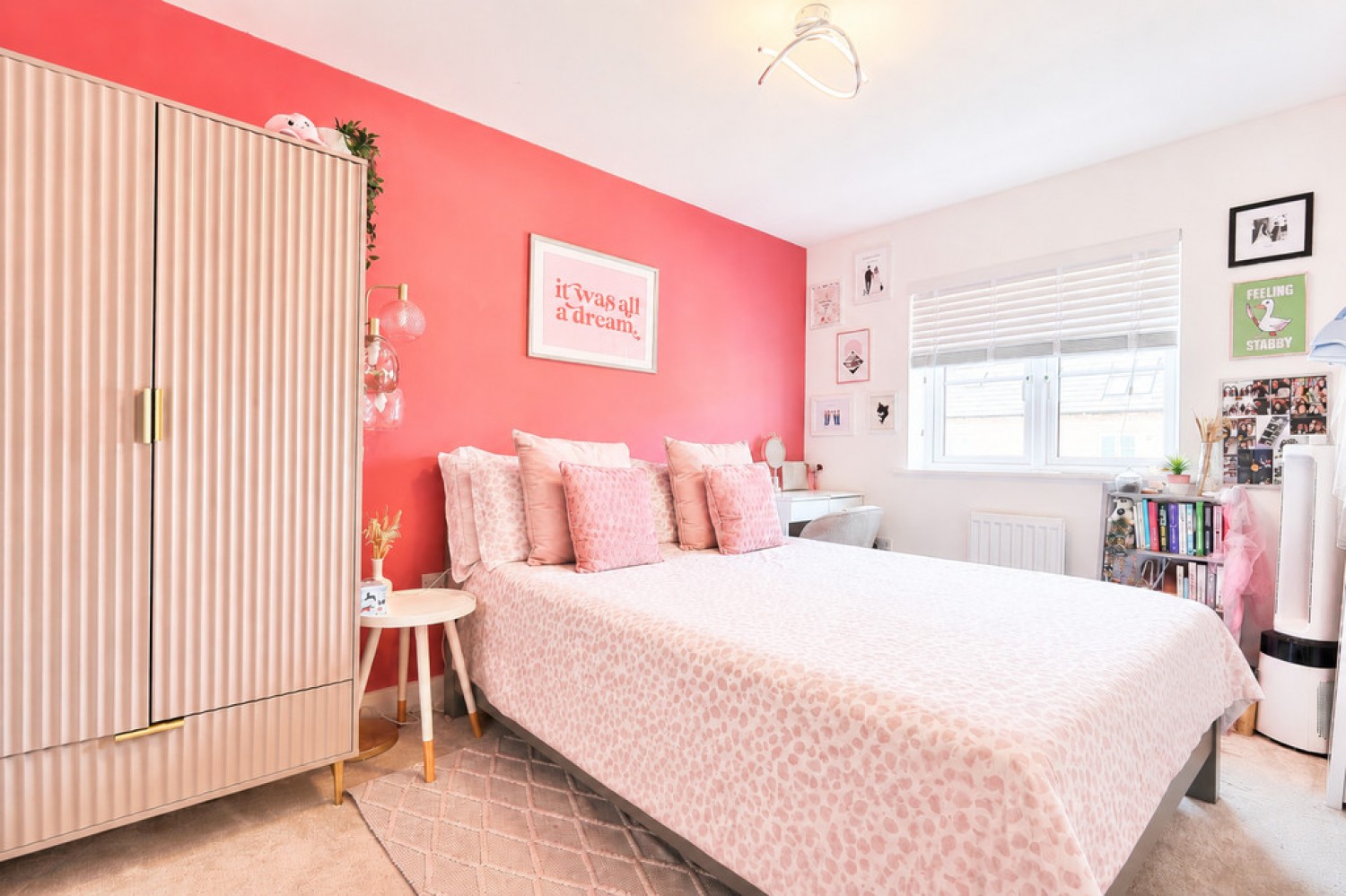 3 bedroom House for Sale Sandpit Close, Over