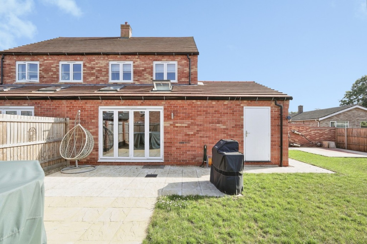 3 bedroom House for Sale Sandpit Close, Over