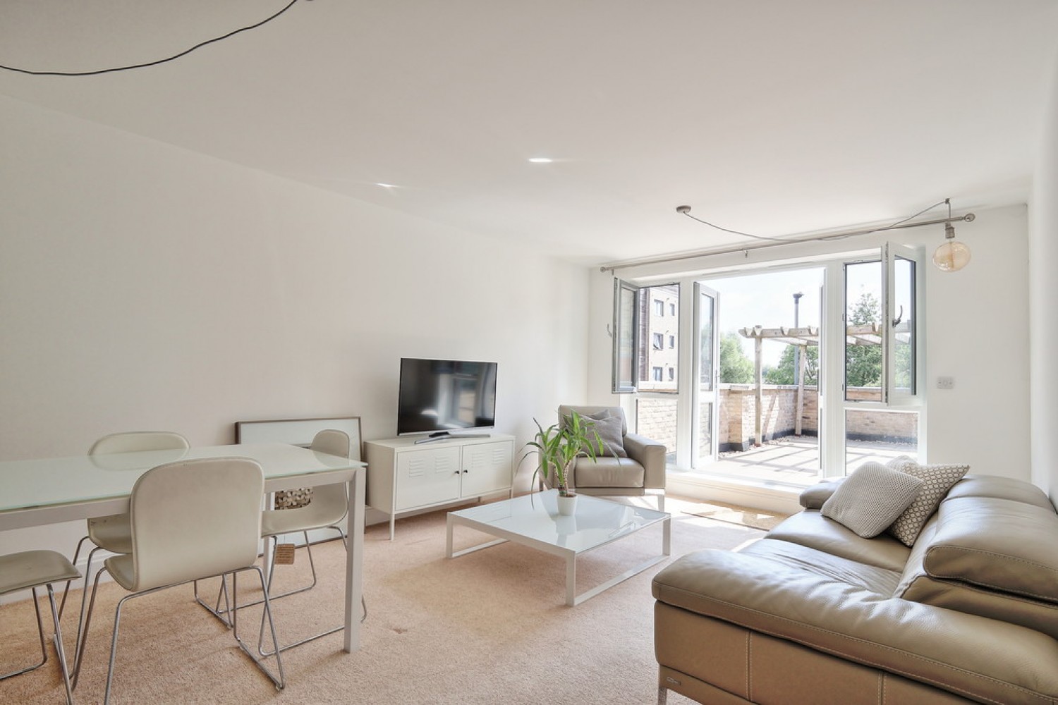 2 bedroom Flat for Letting Cambridge, Cambridgeshire