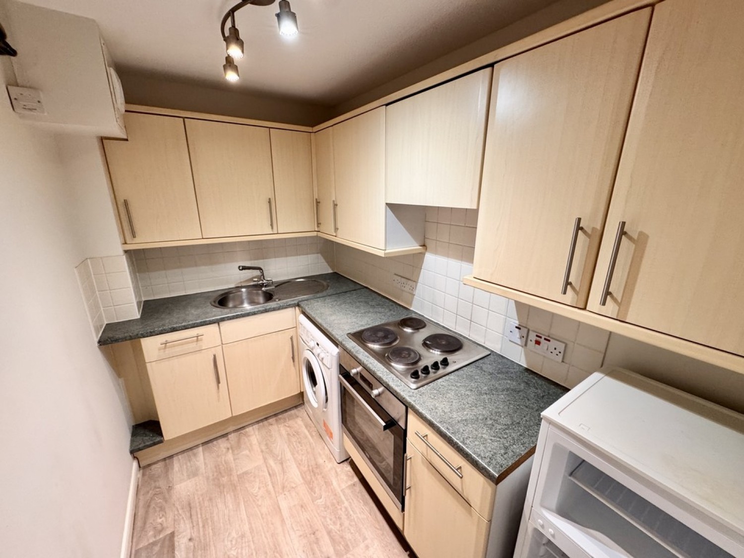 Springside Court, Josephs Road