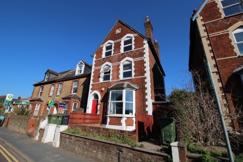 Flat 4, 48 Woodbridge Road