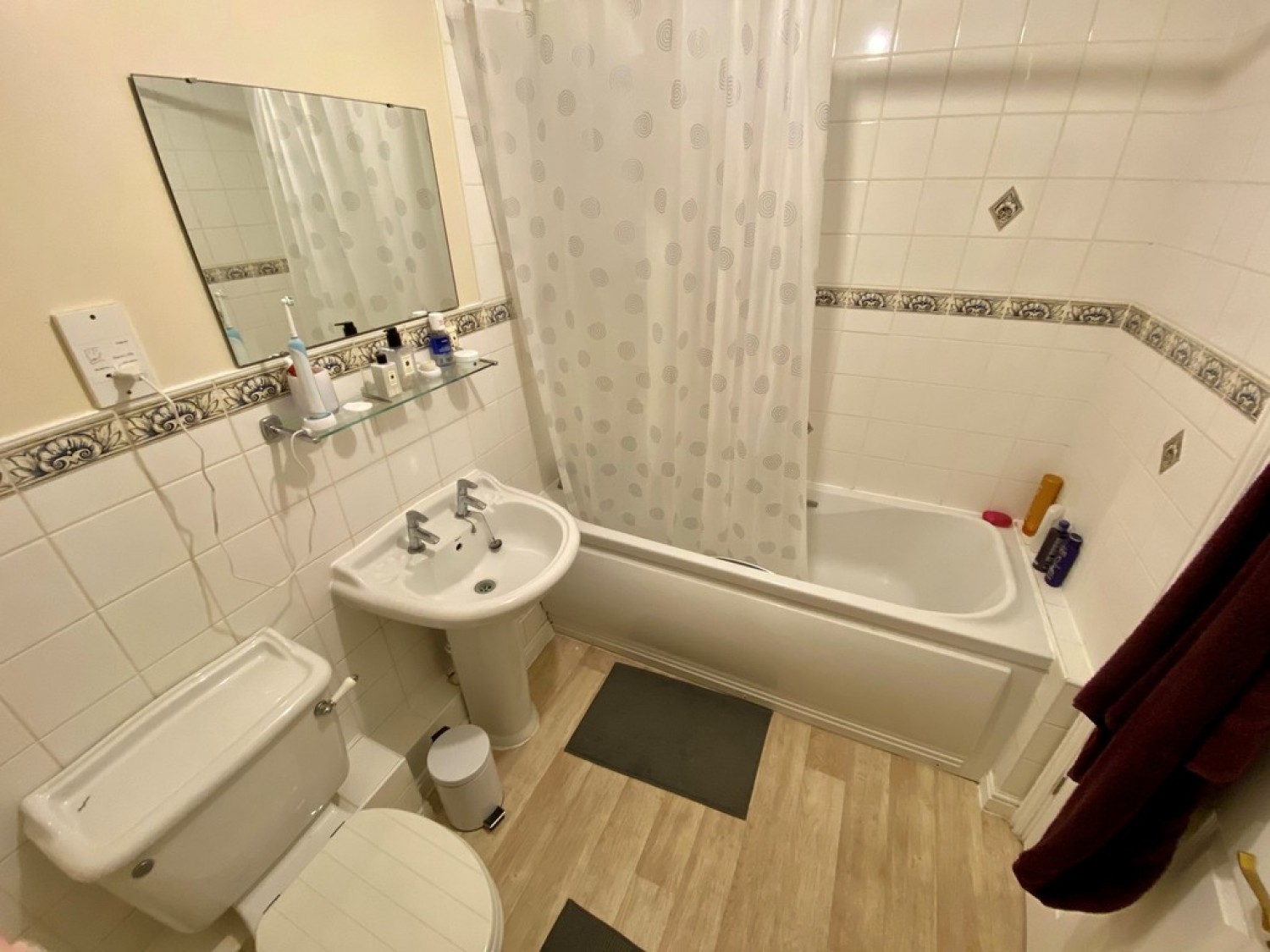 Grosvenor House, St. Lukes Square