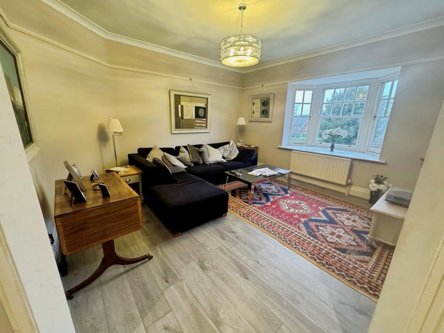 2 bedroom Flat in 3 Firfield