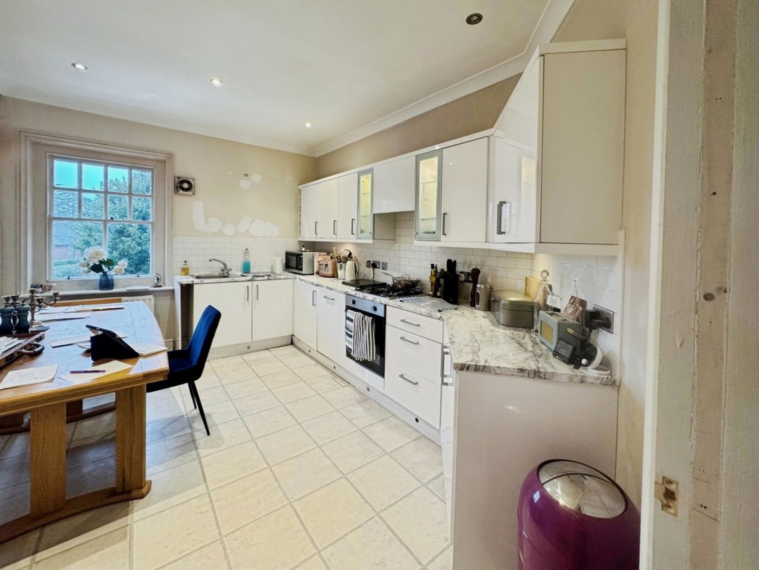 2 bedroom Flat in 3 Firfield