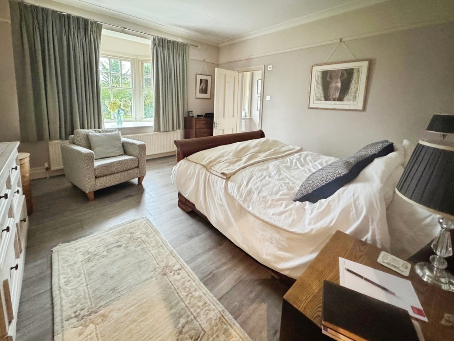 2 bedroom Flat in 3 Firfield