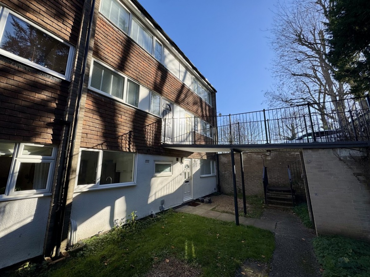 Hillside Court, Harvey Road