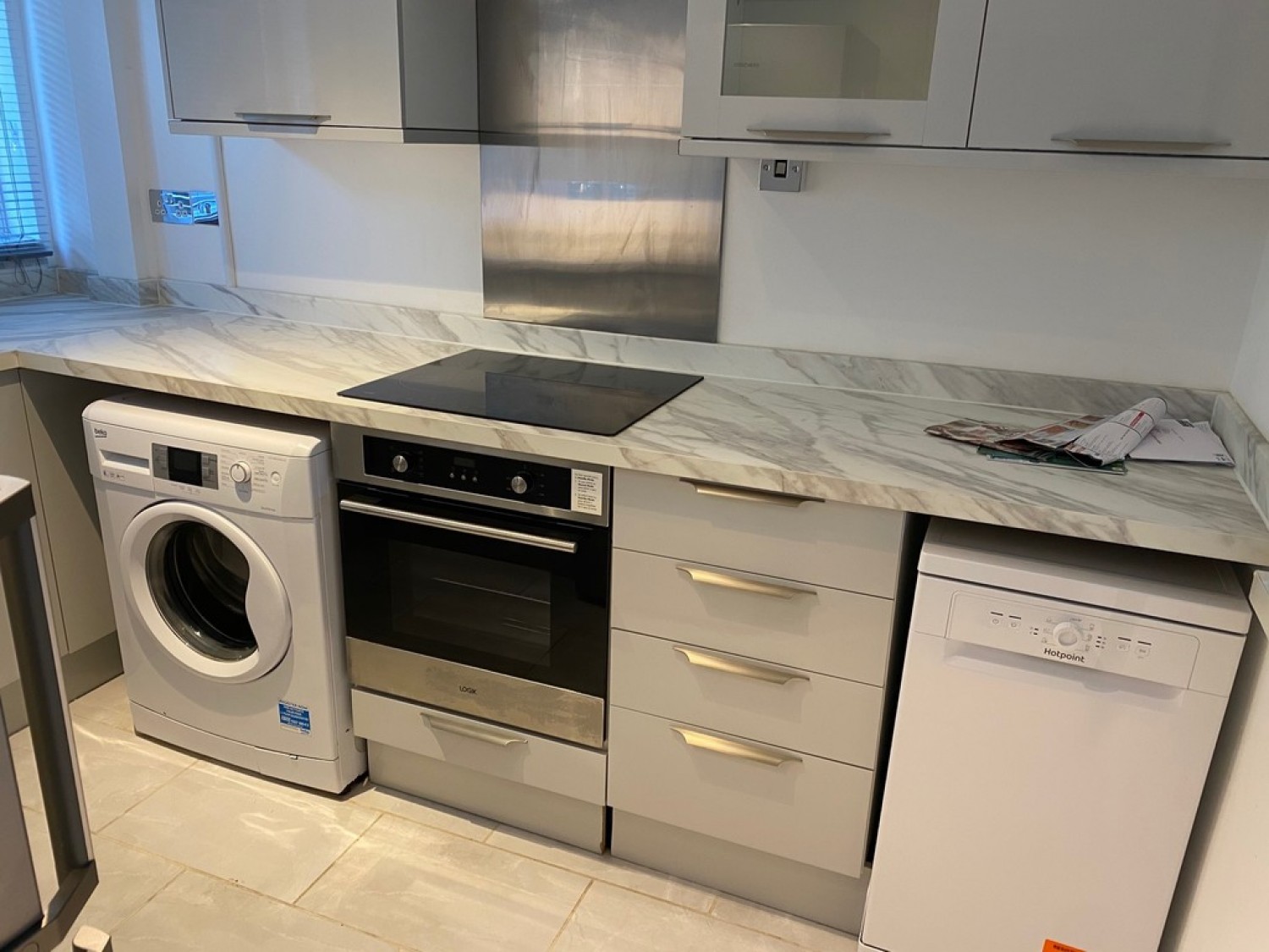 Hillside Court, Harvey Road