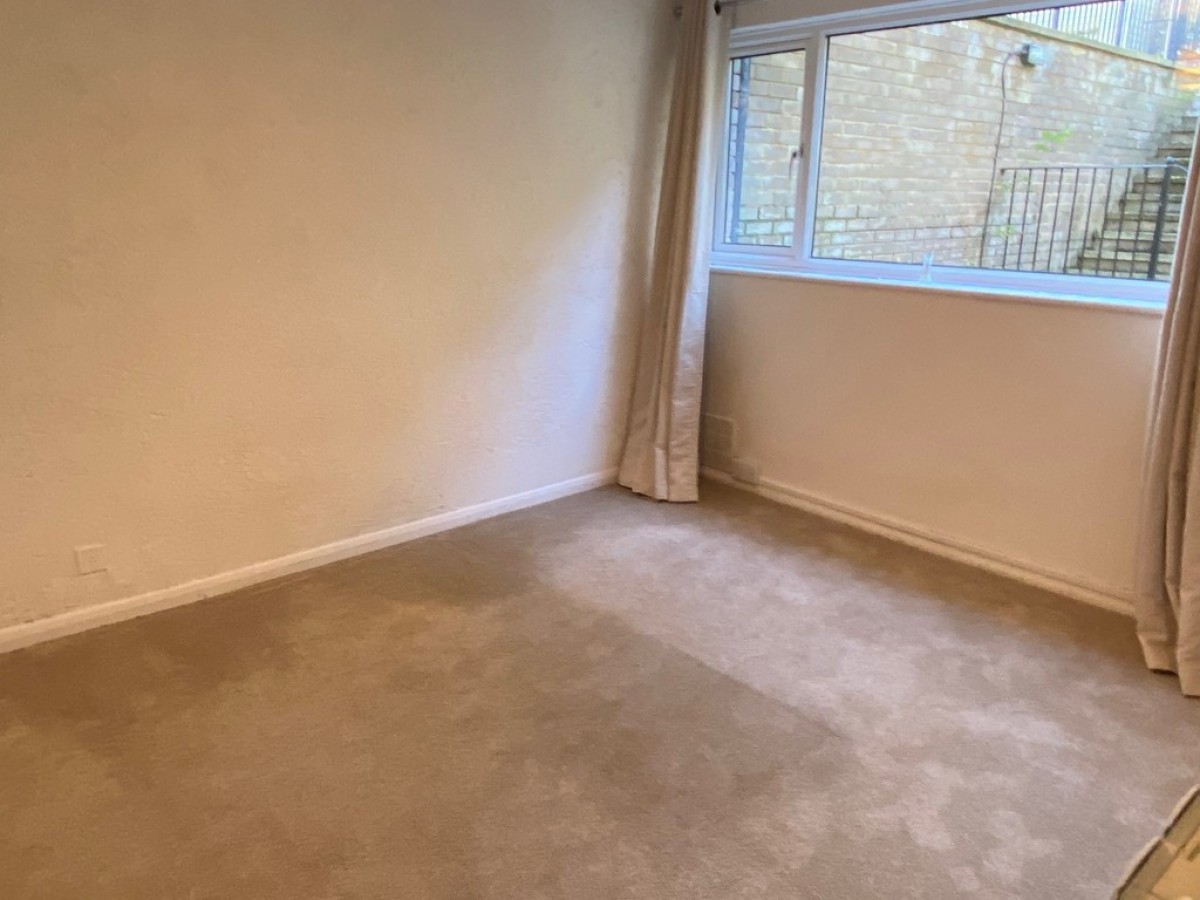 Hillside Court, Harvey Road