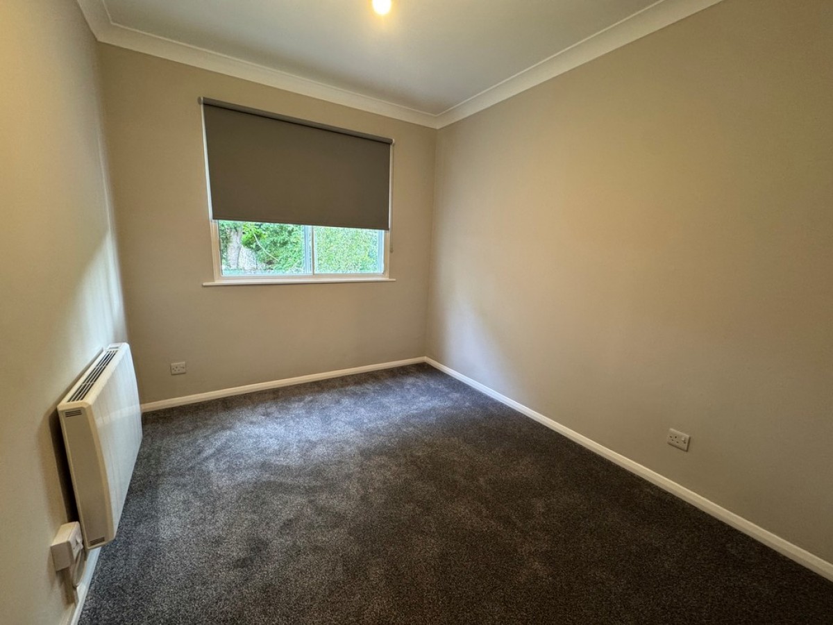 Flat 7, 10 Warren Road